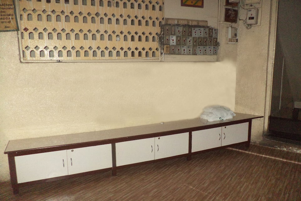 Anupam Hotel